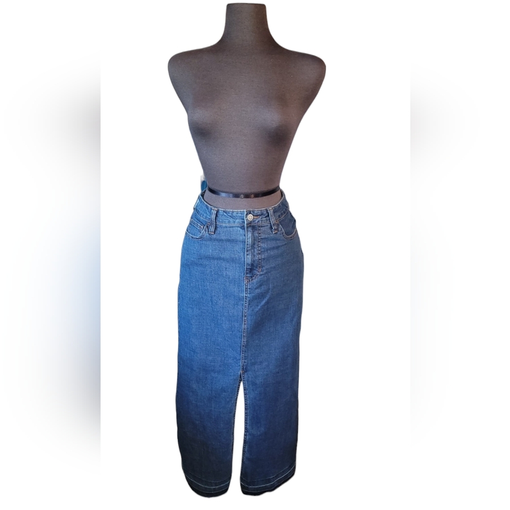Girl•ish Long Denim Skirt